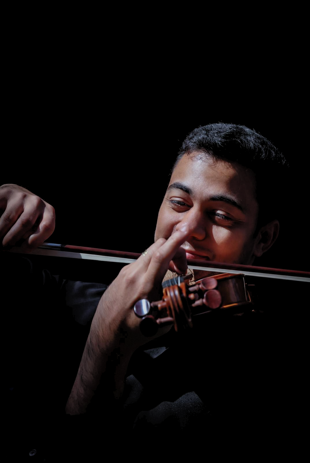 Thierry de Lucas with violin, formal portrait